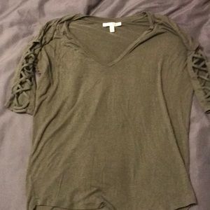 1/4 sleeve t shirt